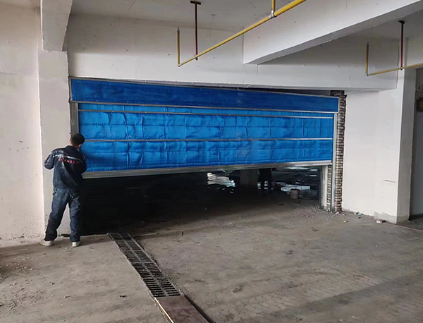 特級無機(jī)布防火卷簾門